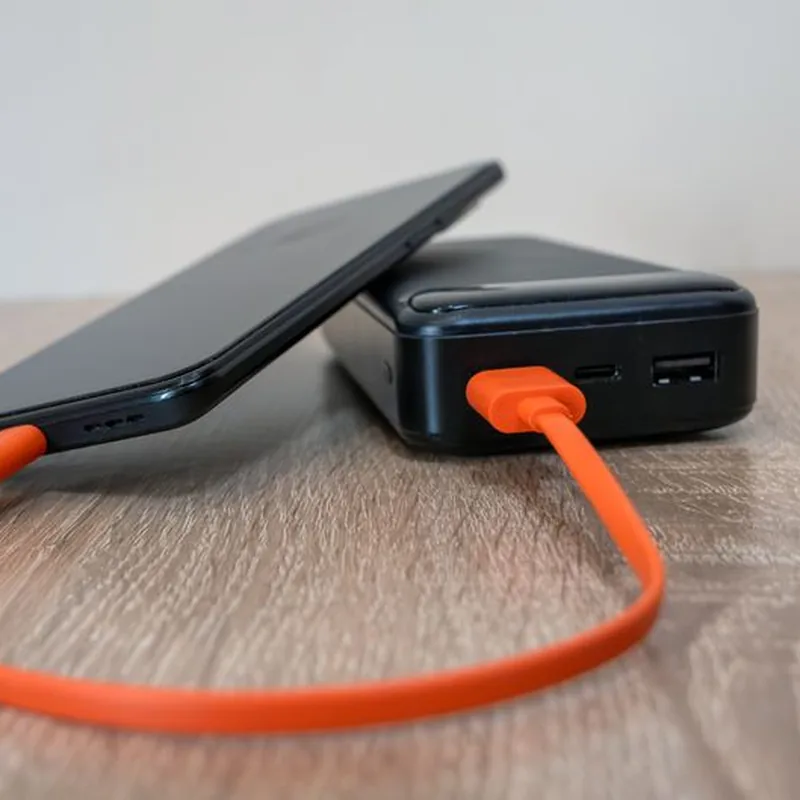 Cargador Rápido 30W con Cable USB-C Trenzado