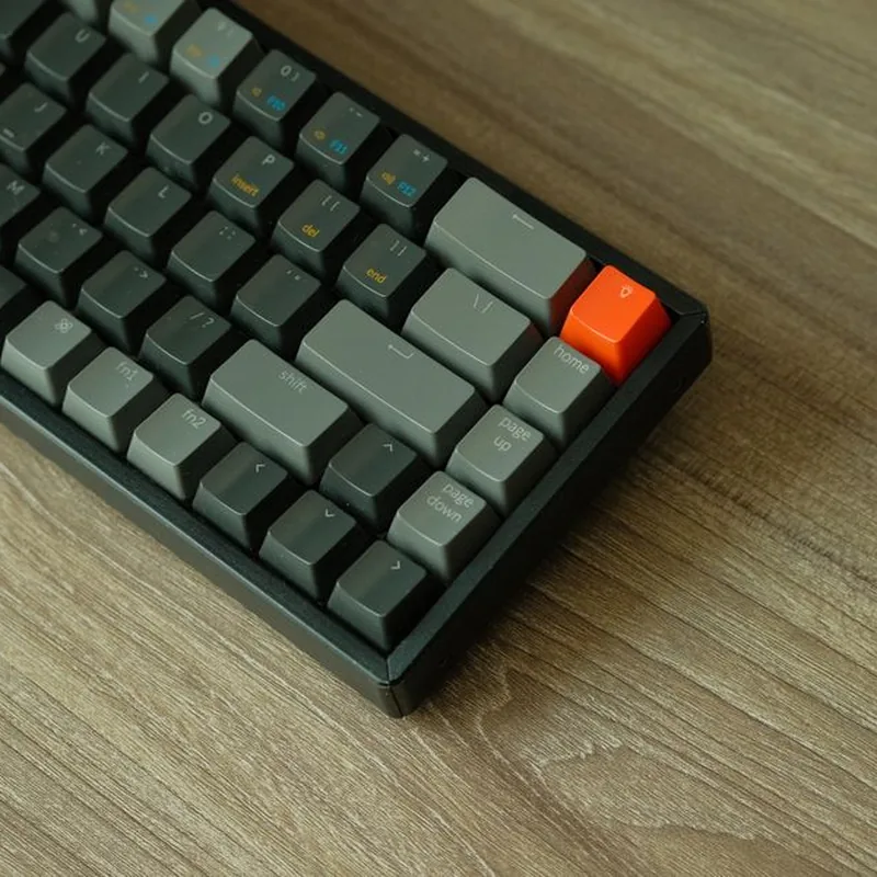 Teclado Mecánico RGB 60% Switch Rojo